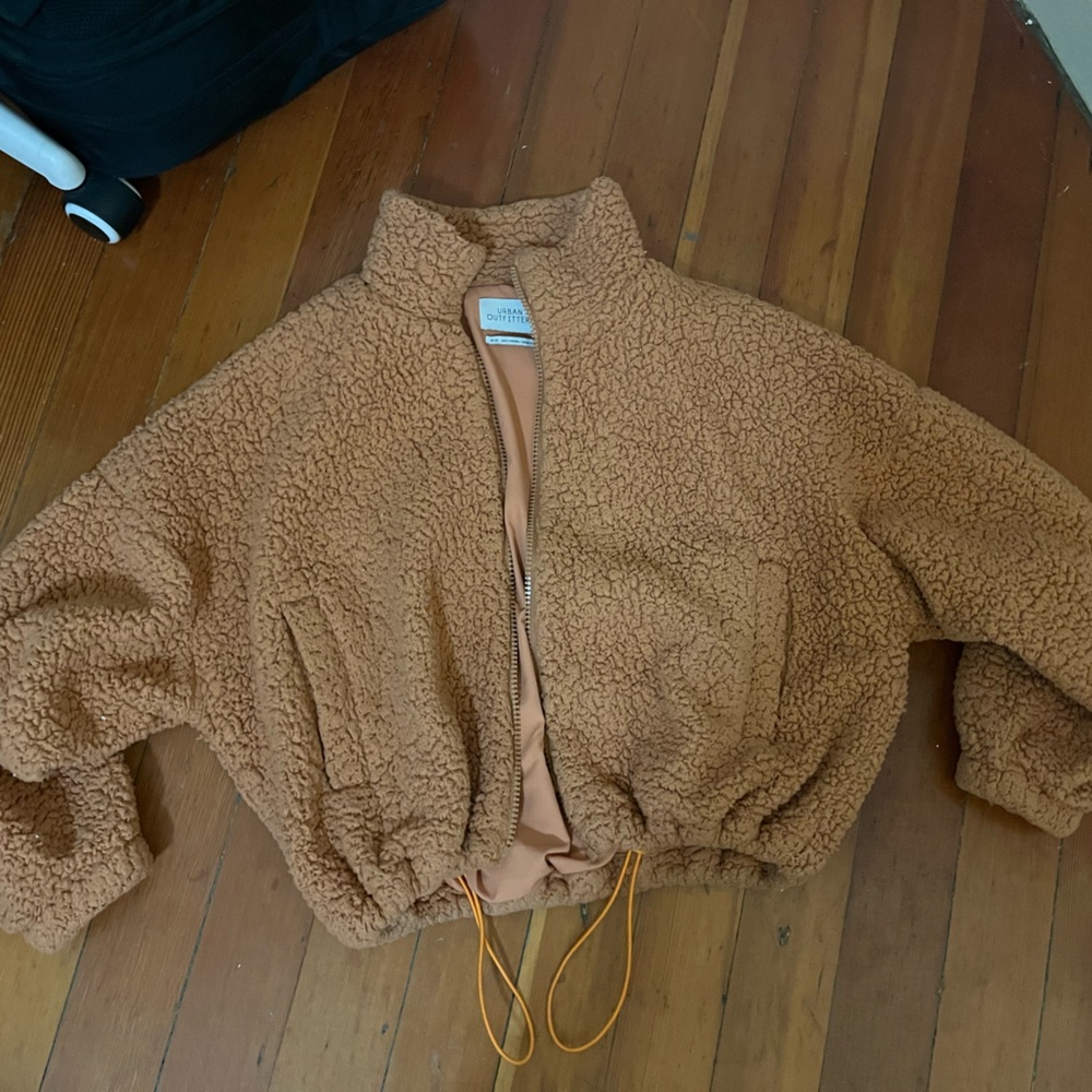 Urban outfitters orange sherpa jacket! Adjustable waistband and has pockets